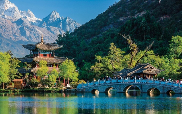 Check in núi tuyết Ngọc Long – Trung Quốc
