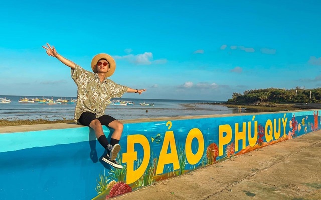 Review vé xe đi du lịch đảo Phú Quý
